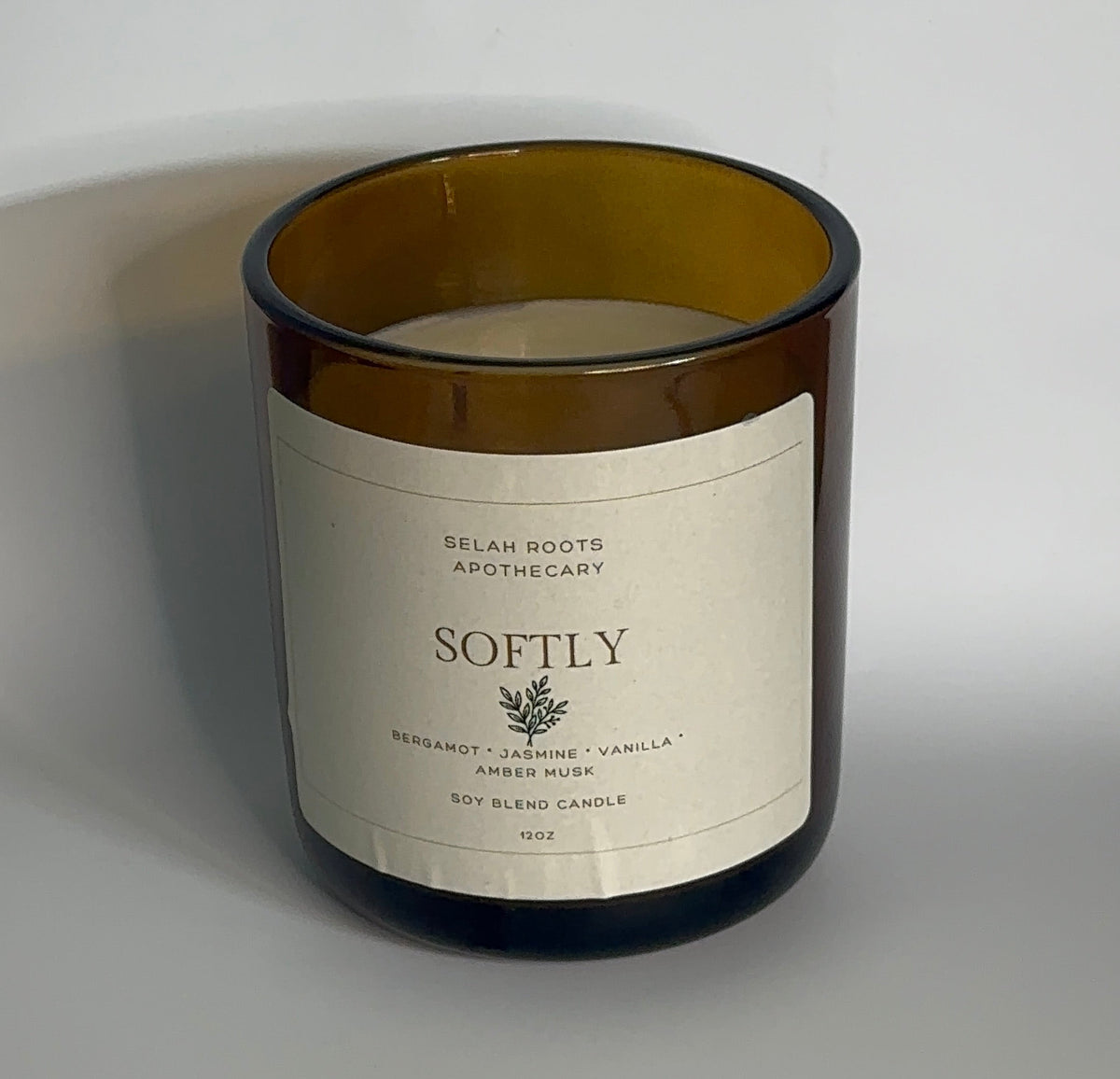 SOFTLY | Bergamot, Vanilla & Amber Musk 12 OZ Candle